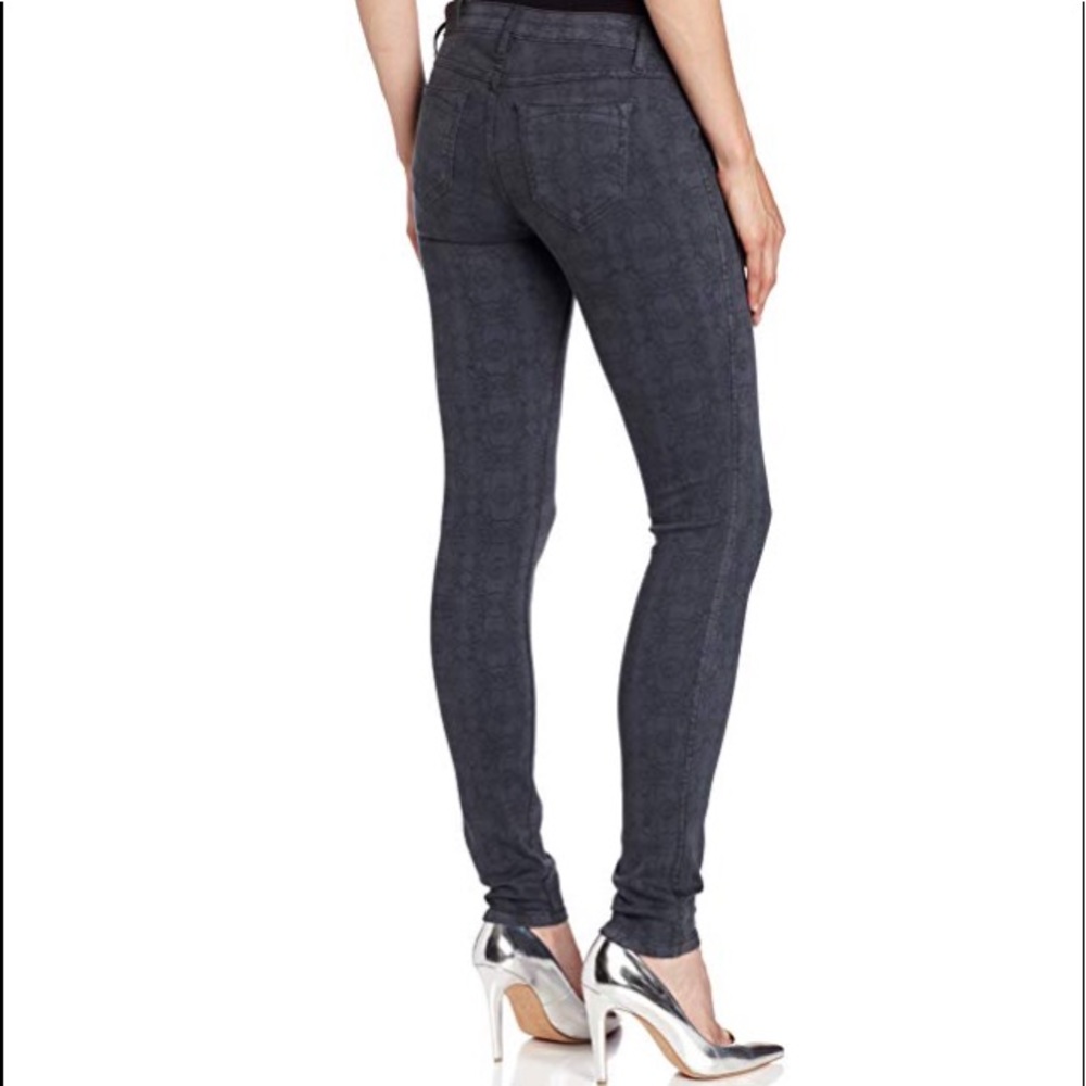 NWT BLEULAB Women's Black/Leopard Skinny Jeans❣️❤️